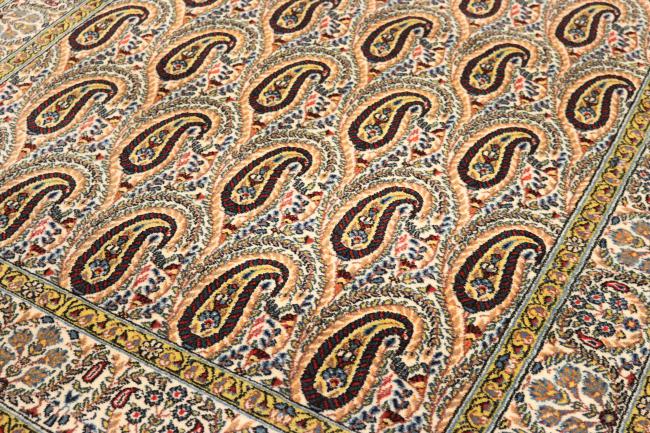 Qum - 4