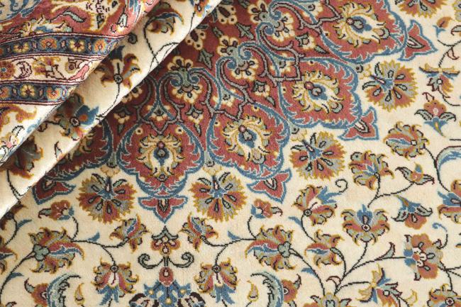 Qum Silk - 2