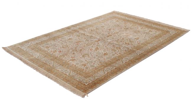 Indo Täbriz Royal - 1