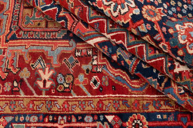 Heriz Antique - 10