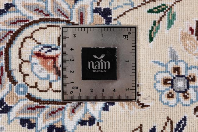 Nain 9La - 10