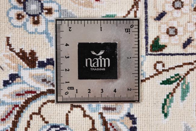 Nain 9La - 10