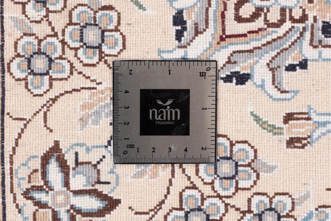 Nain 9La - 11