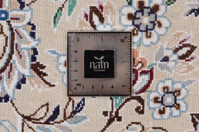 Nain 9La - 10