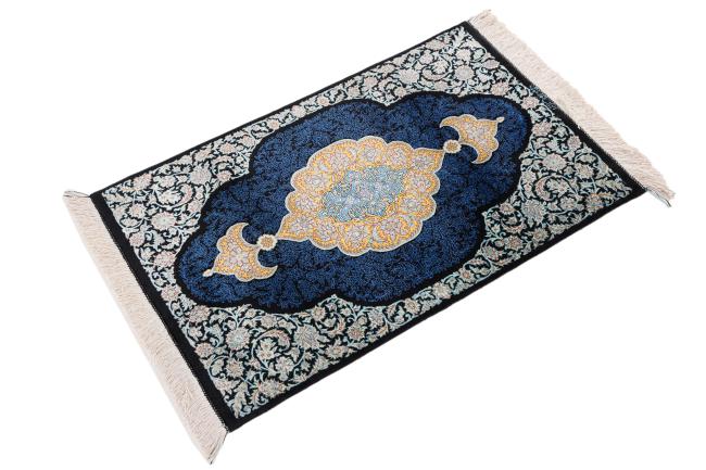 Ghom Selyem Signed Ahmadi - 1