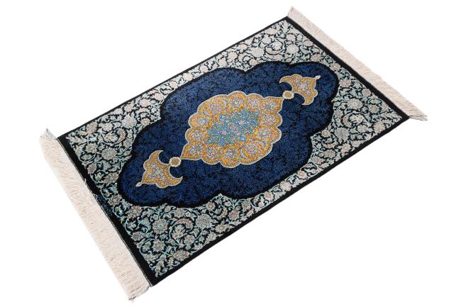 Ghom Selyem Signed Ahmadi - 2