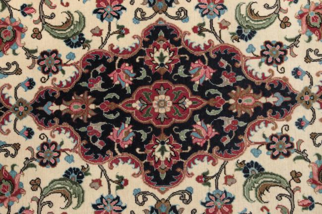 Qum - 3