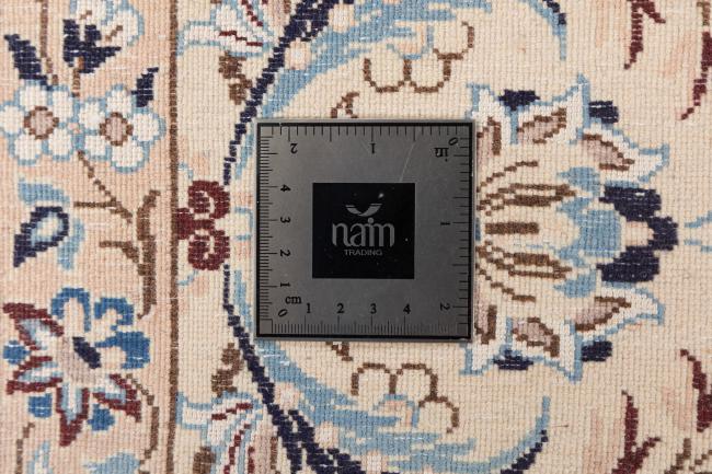 Nain 9La - 10