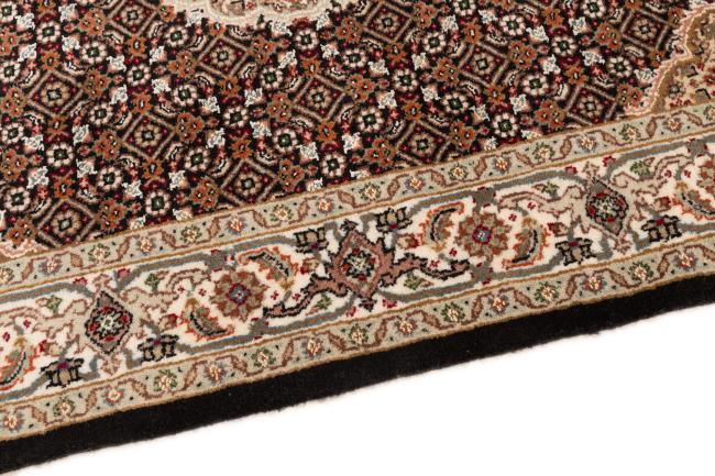 Indo Tabriz - 4