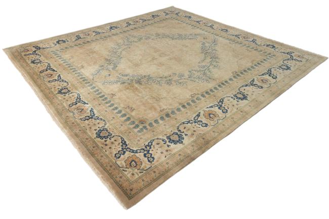 Indo Tabriz Haj Jalili - 1