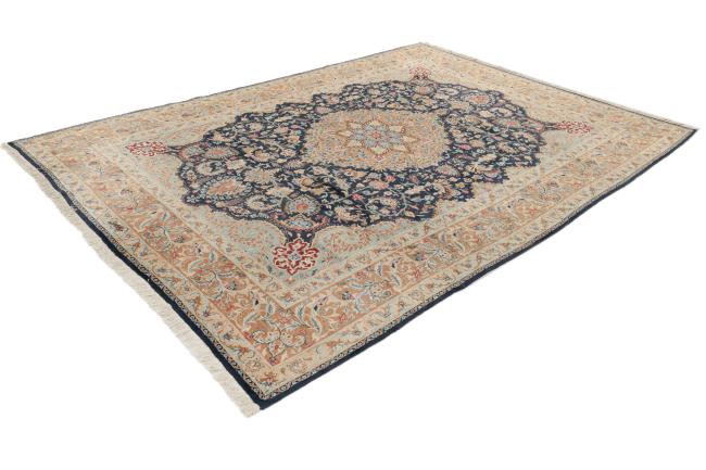 Kerman Lawar Antic - 1