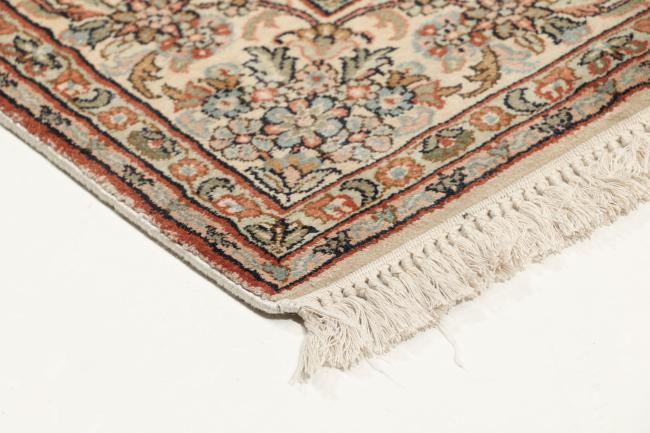 Kashmir Silke - 6