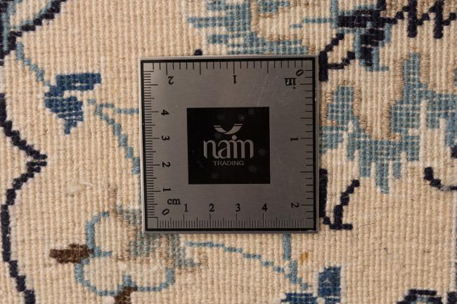 Naim - 10