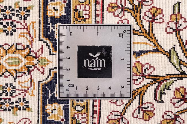 Qum Silk - 10