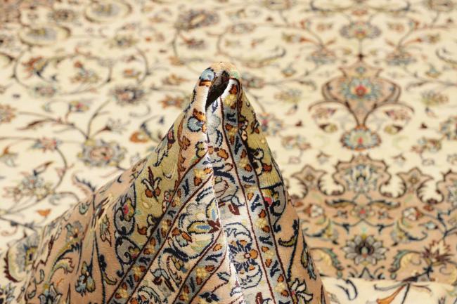 Qum Silk - 2