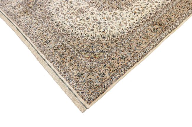 Qum Silk - 10