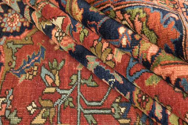 Heriz Serapi Antique - 9