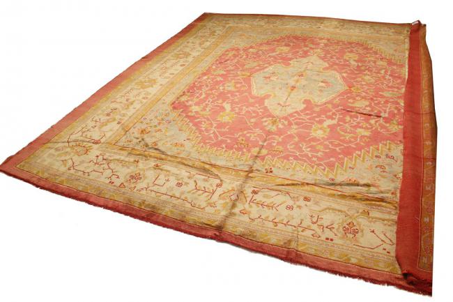 Usak Antique - 2