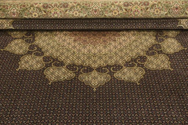 Tabriz Mahi Signed - 9