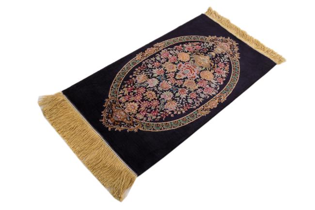 Qum Silk - 1