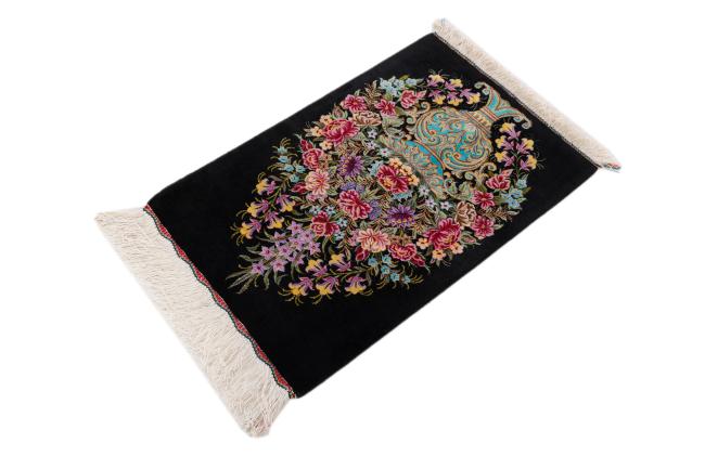 Qum Silk - 1