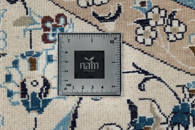 Nain 9La - 12