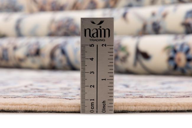Naïn 6La - 9