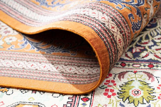 Qum Silk - 5