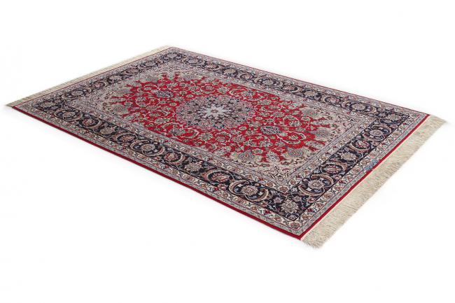 Isfahan Sherkat Silkesvarp - 1