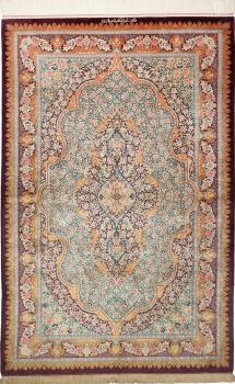 Ghom Selyem 152x101