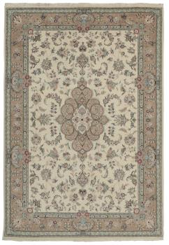 Qum Sherkat Silkesvarp 203x137