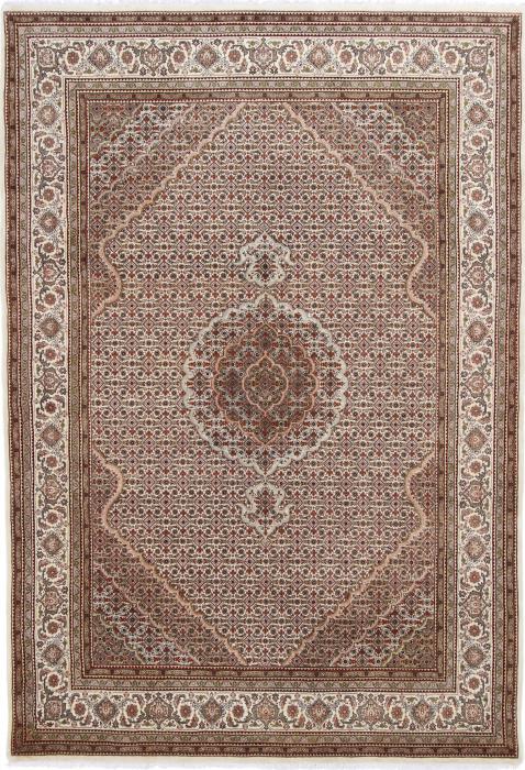 Nain Trading Golestan Mahi 250 x 171