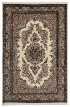 Qum Sherkat Silkesvarp 211x136