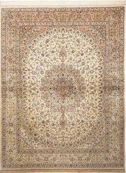 Ghom Selyem 249x195