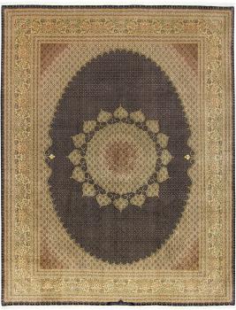 Tabriz Mahi Signed 386x302