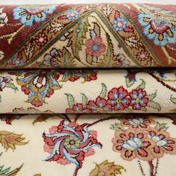 Exclusive Ghom silk carpet with fine knotting and artistic design