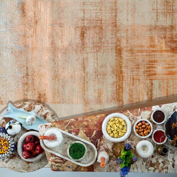 Tapis moderne avec décoration Haft-Sin pour Nowruz – Inspiration printanière pour la maison