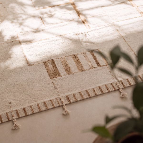 Minimalist Oriental Rug in Cream