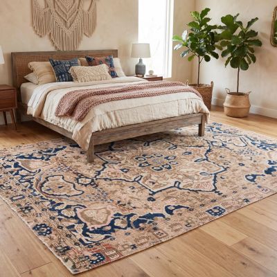 Chambre bohème avec tapis d'Orient noué main