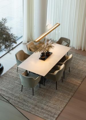 Moderne webtæppe i meleret udseende